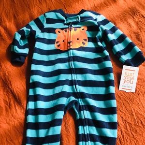 Carters onesie 3months